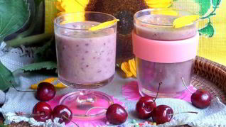 Черешневый смузи с авокадо