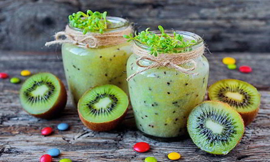Рецепт пшенного смузи из киви и сельдерея