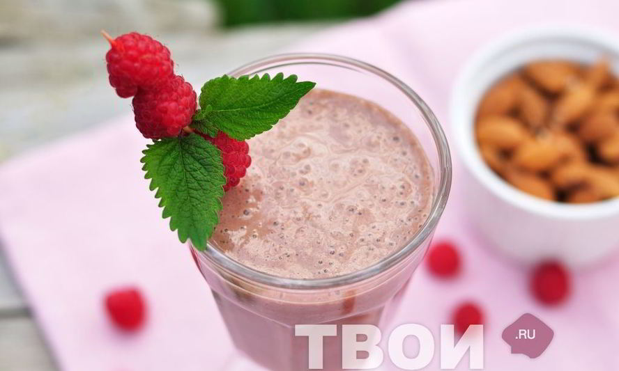 Рецепт шоколадна-малинового смузи для взрослых
