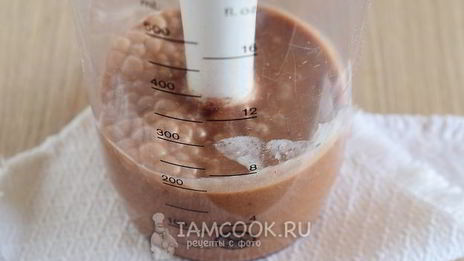 шоколадный смузи с бананом и кокосовым молоком