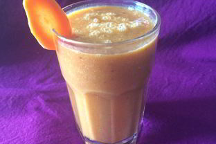 Смузи из ананаса и инжира