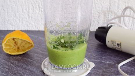 смузи из огурцов и сельдерея