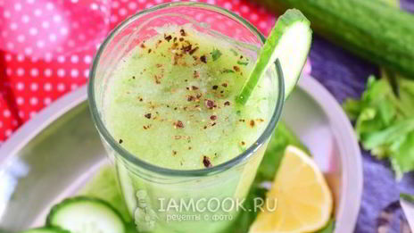 смузи из огурцов и сельдерея