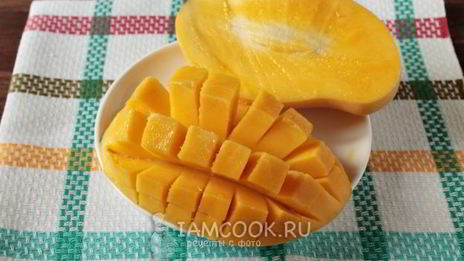 смузи из свежего манго и груши