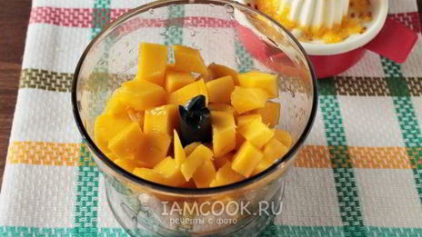 смузи из свежего манго и груши