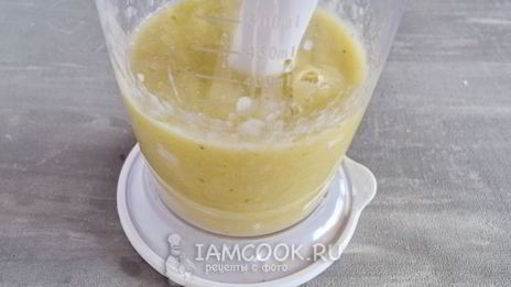 смузи с ананасом и сельдереем