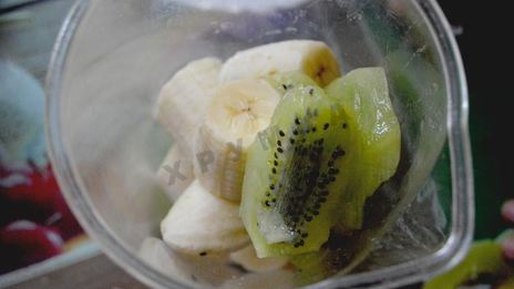 смузи с бананом и киви