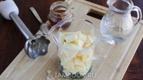 смузи с грушей и шпинатом