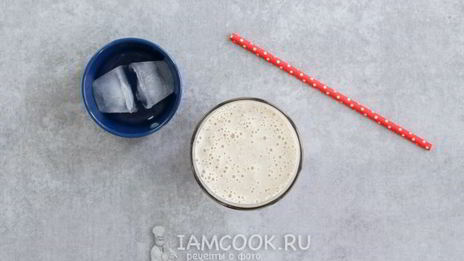 смузи с овсянкой и бананом
