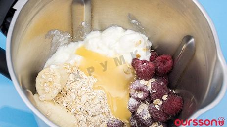 смузи с овсяными хлопьями и бананом