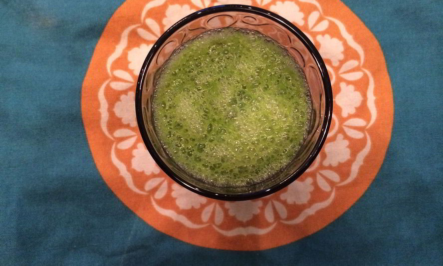 Рецепт зеленого смузи со шпинатом и грушами