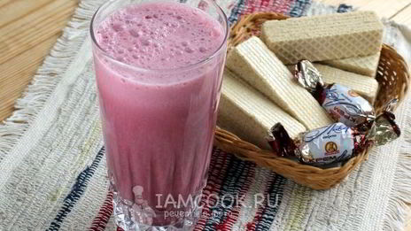 соевый коктейль с ягодами