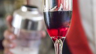 Сок из черноплодной рябины