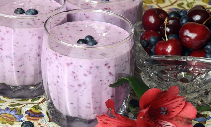 Рецепт творожно-черничного коктейль