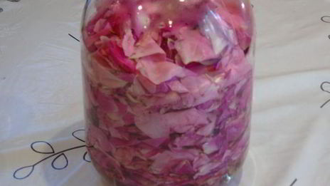 вино из лепестков роз