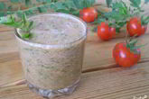 Зеленый коктейль с помидорами