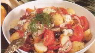 Греческий салат с картофелем