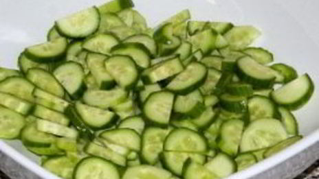 греческий салат с креветками