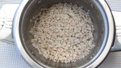 греческий салат с перловкой