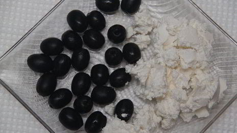 греческий салат с перловкой