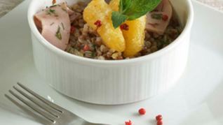 Салат с гречневой крупой и ветчиной