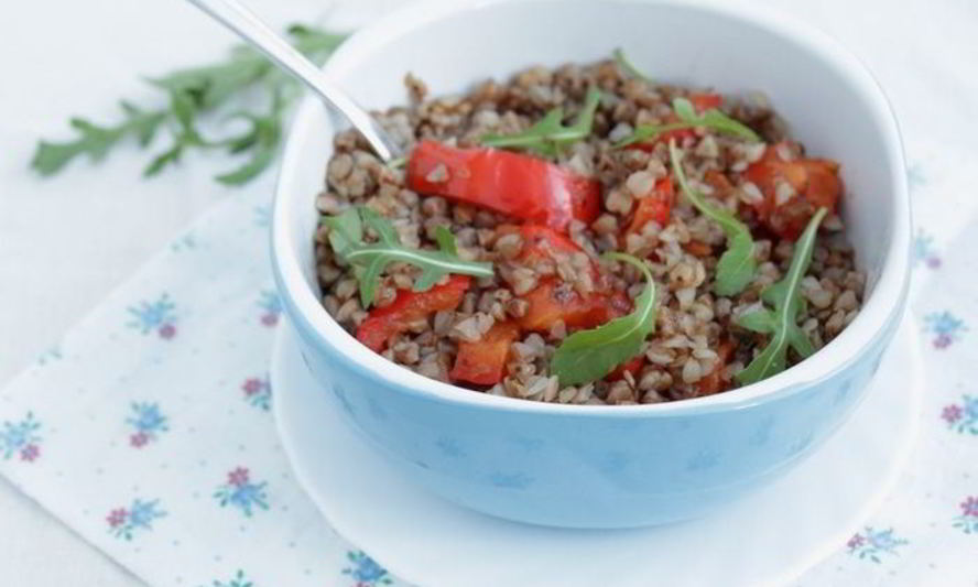 Рецепт теплого гречневого салата
