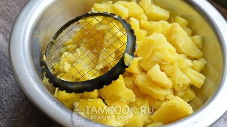 горячий картофельный салат