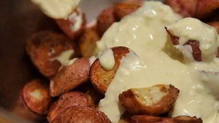 Испанский жареный картофельный салат