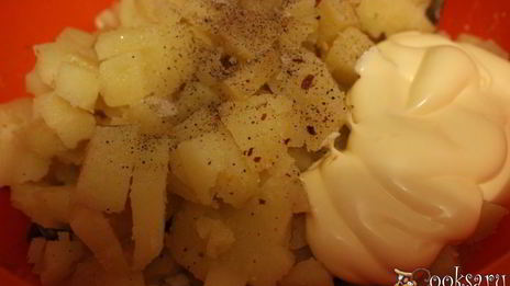 картофельный салат с красной фасолью