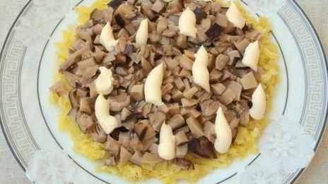 салат с картофелем и курицей