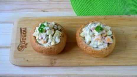 булочки, фаршированные салатом оливье