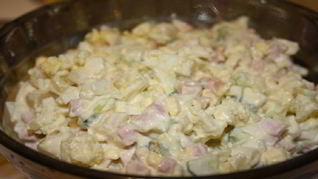 Диетический салат Оливье