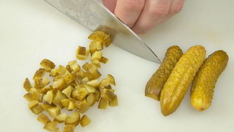 говяжий язык с оливье