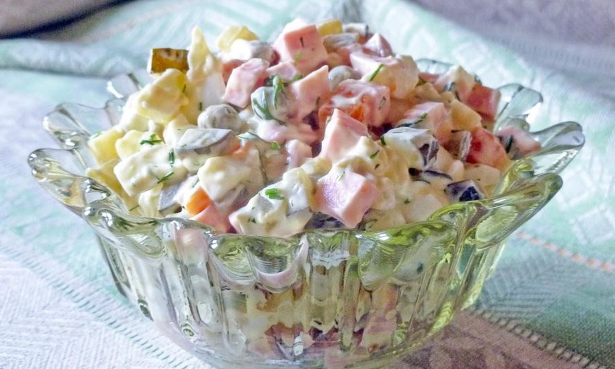 Рецепт оливье классический с солеными огурцами