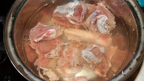 оливье с говядиной