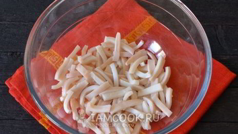 оливье с кальмарами