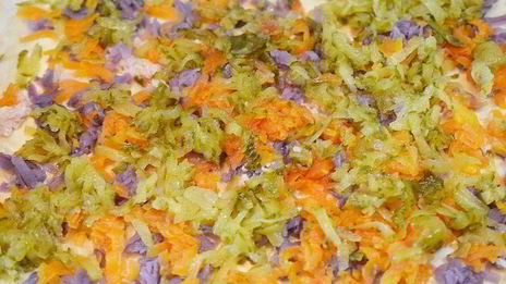 оливье с рыбой в рулете