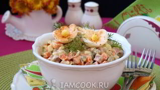 Салат Оливье с колбасой и горошком