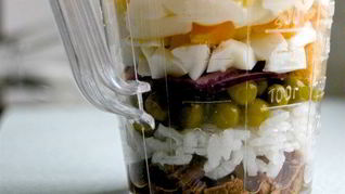 Слоеный оливье с рисом