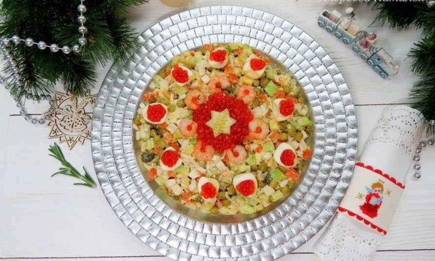 Рецепт современного оливье с авокадо