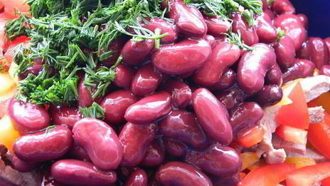 овощной салат с говядиной