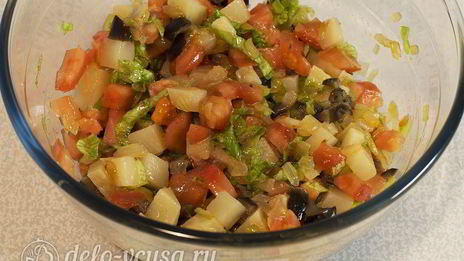 овощной салат с грибами