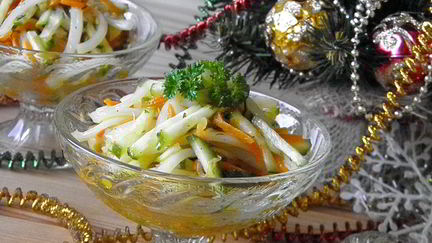 Салаты с кальмарами