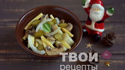 Салаты с шампиньонами