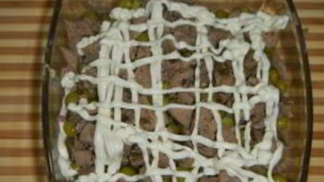 печеночный салат слоями