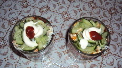 порционный салат коралловые рифы