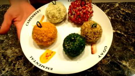 салат елочные шарики