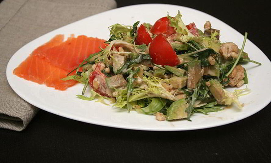 Рецепт салата из авокадо и рукколы