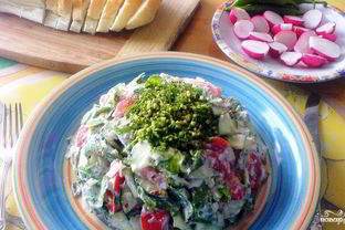 Салат из ботвы редиса