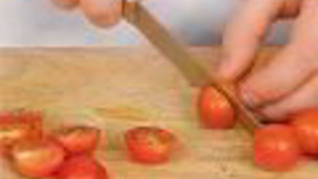 салат из чечевицы с помидорами черри